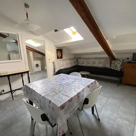 Apartman Mansarda Deliziosa A